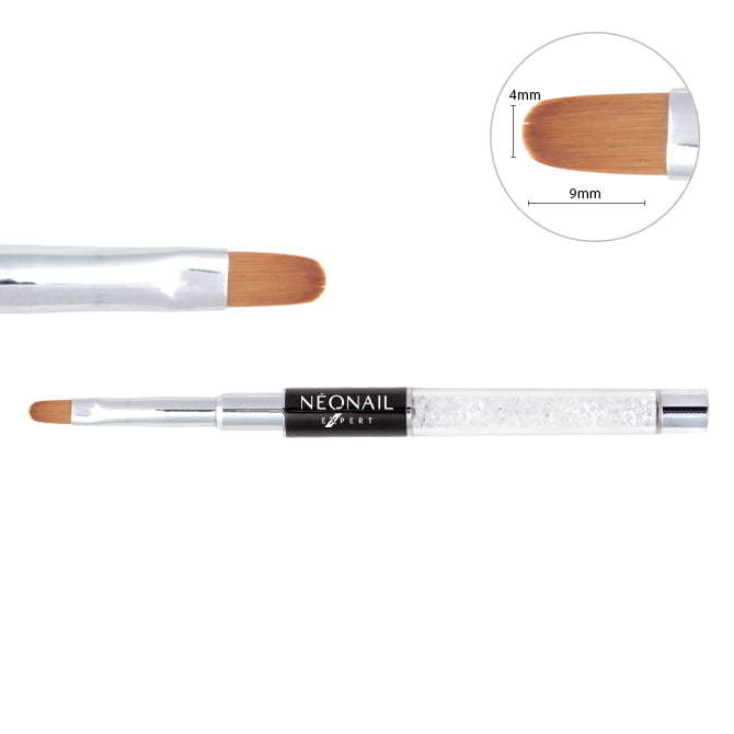 Expert Oval Gel Brush 04 with synthetic bristles for precise gel nail application, 9mm length, 4mm width.
